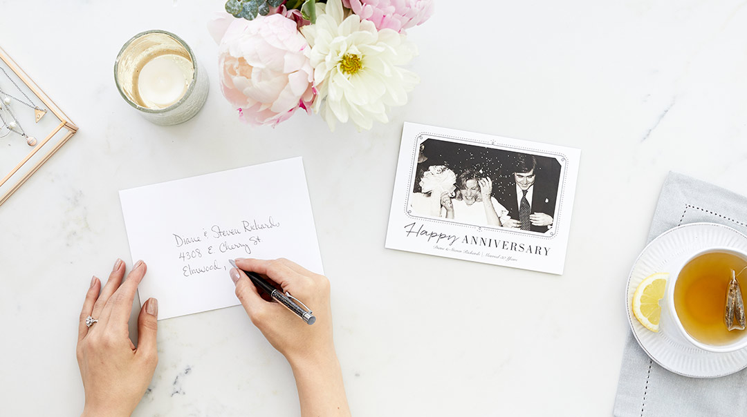 What to Write For Each Year’s Wedding Anniversary Card